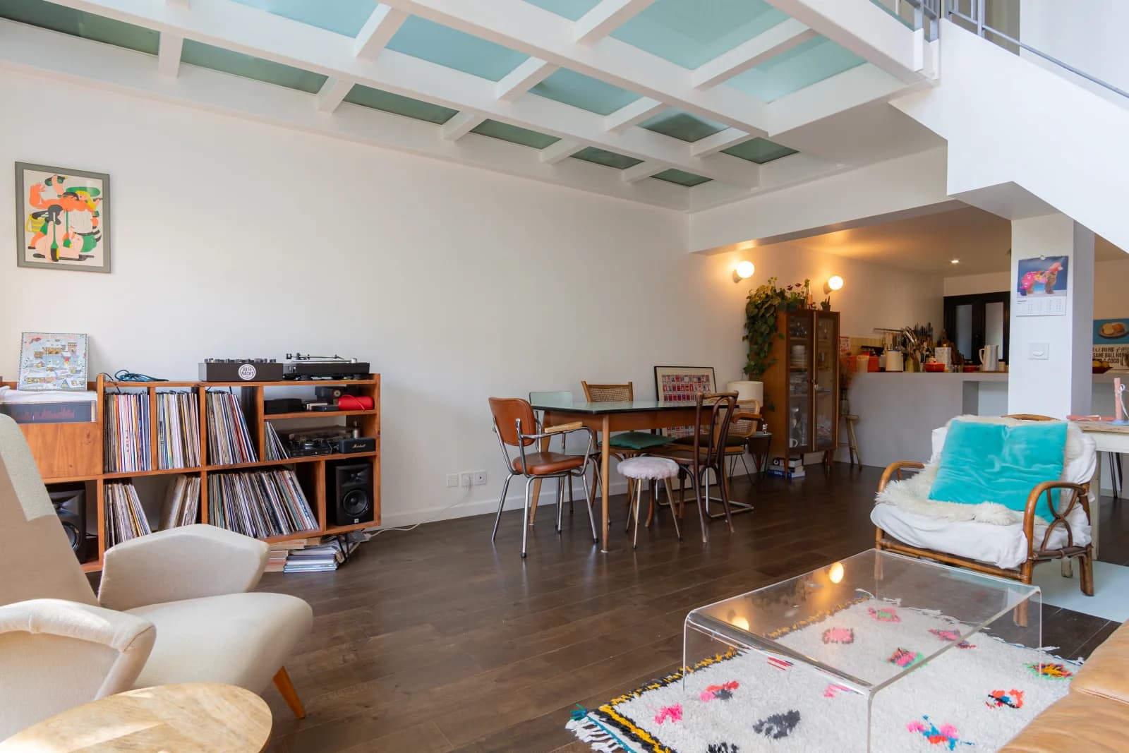 Space Duplex loft with tree-lined garden - 3