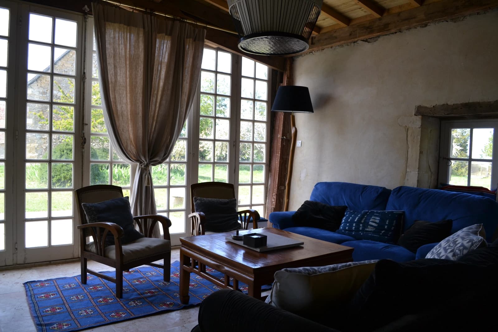 Salon dans La Villa Escuris: une demeure de charme et d'évasion - 1