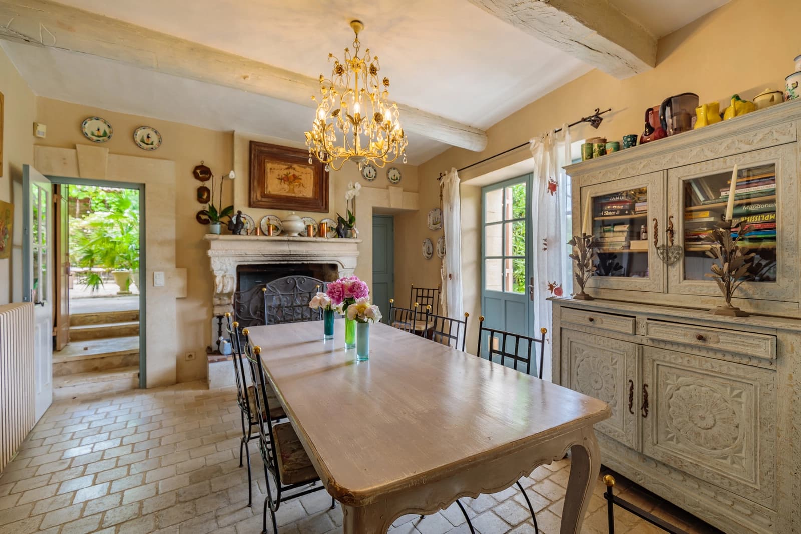 Salle de réunion dans Très belle demeure de charme au coeur du Lubéron - 1
