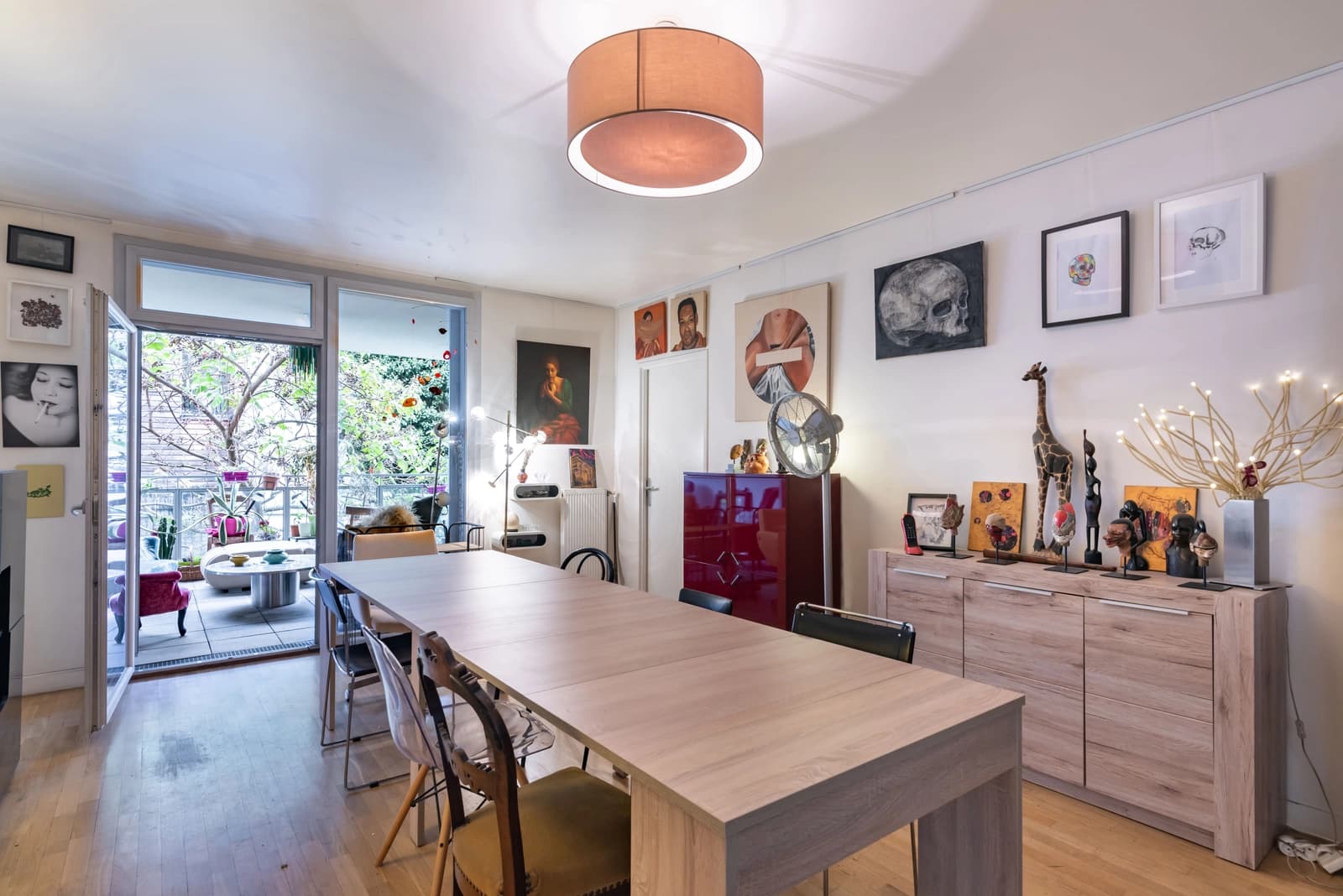 Salle de réunion dans Appartement au cœur du 18ème arrondissement parisien - 0