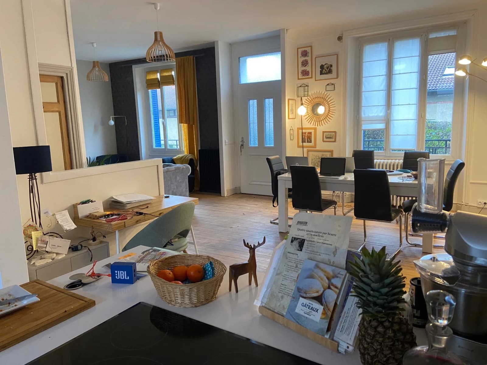 Bel espace de réception en plein coeur d'Aurillac