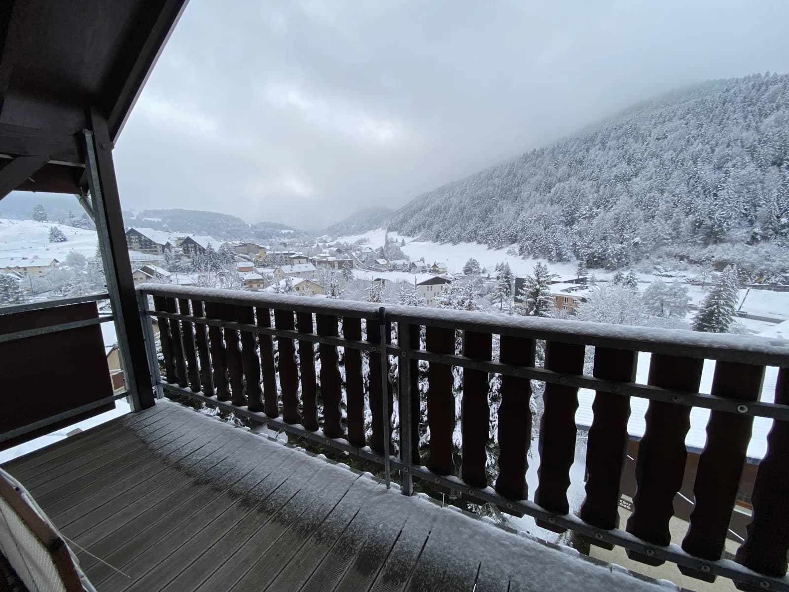 Salle de réunion dans Vue panoramique sur le plateau du Vercors à Villard de Lans - 1