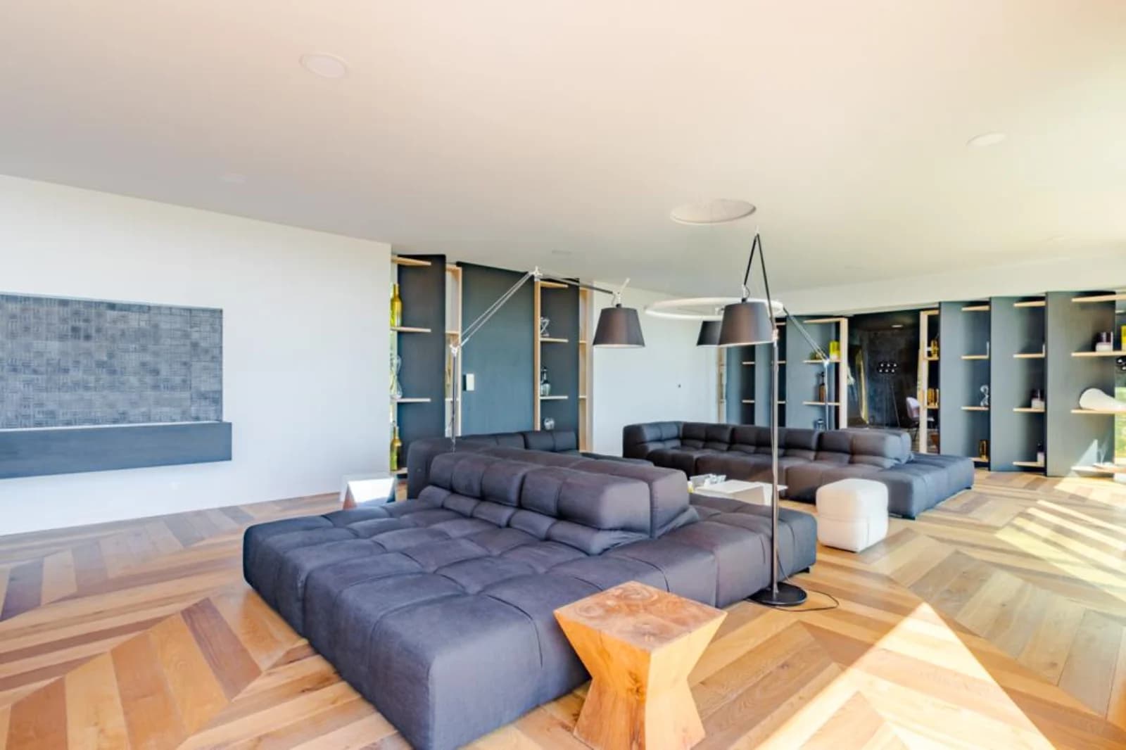 Espace Villa de luxe au bord de la rivière - 2