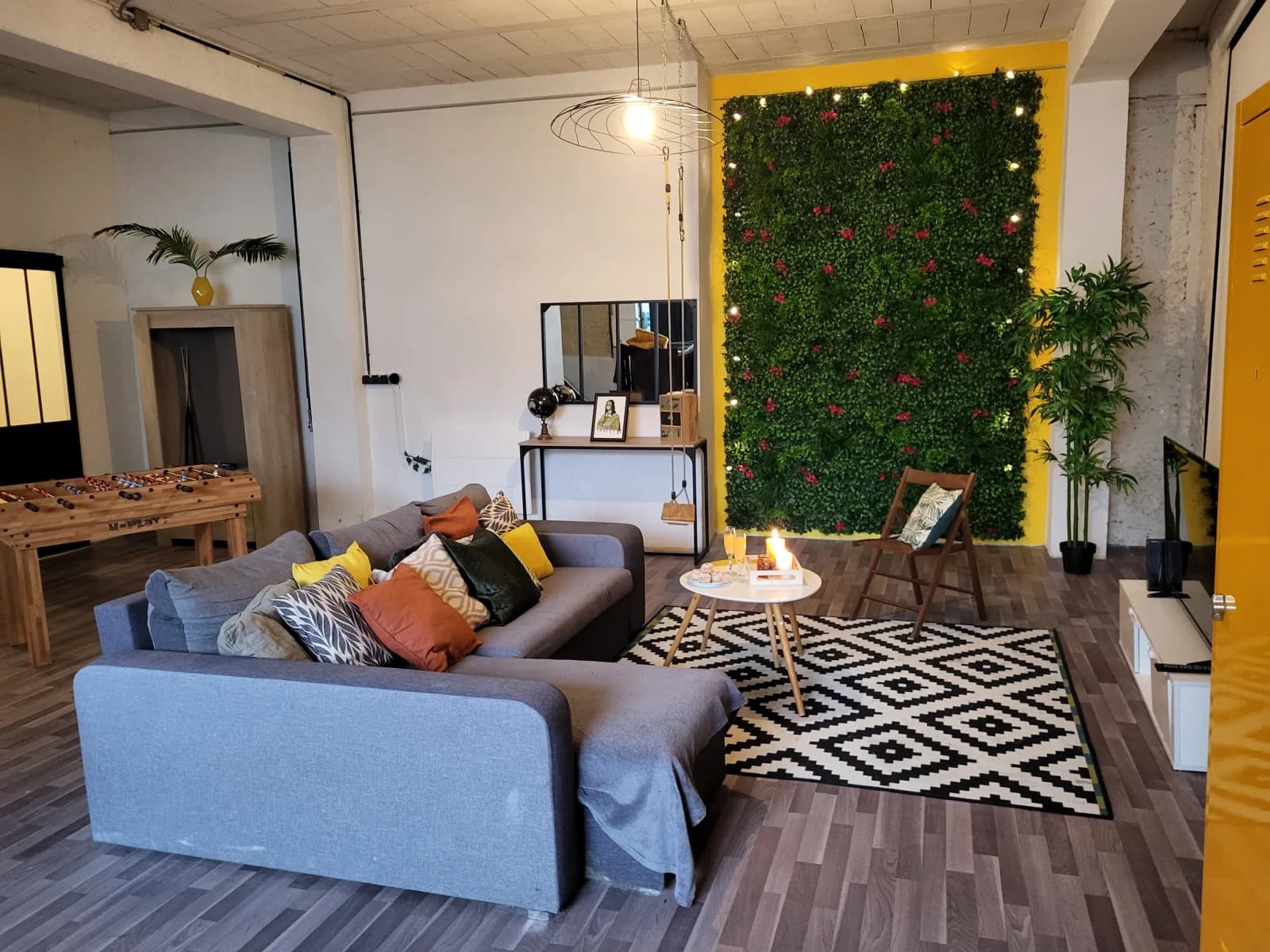 Living room in The Loft sud parisien - 1