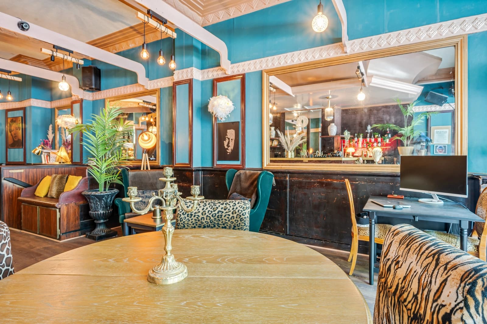 Space Exceptional 200m² venue in the heart of the Marais - charm & speakeasy spirit - 3