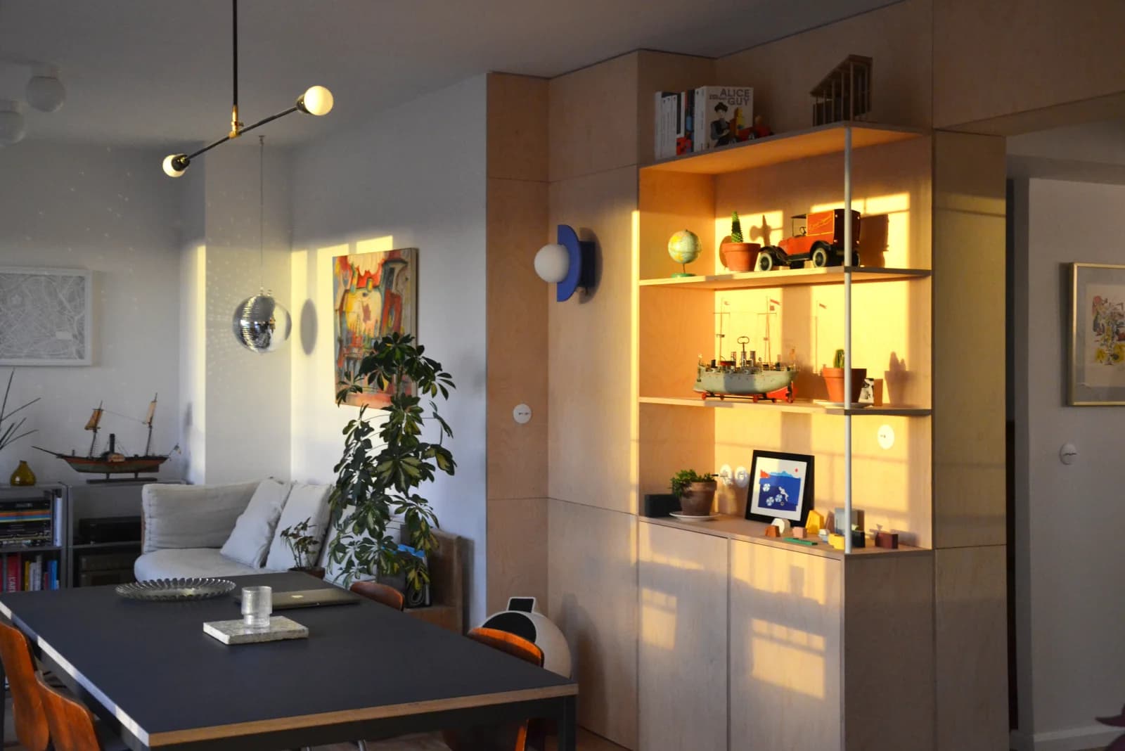 Space Architect-designed apartment bathed in light - 2