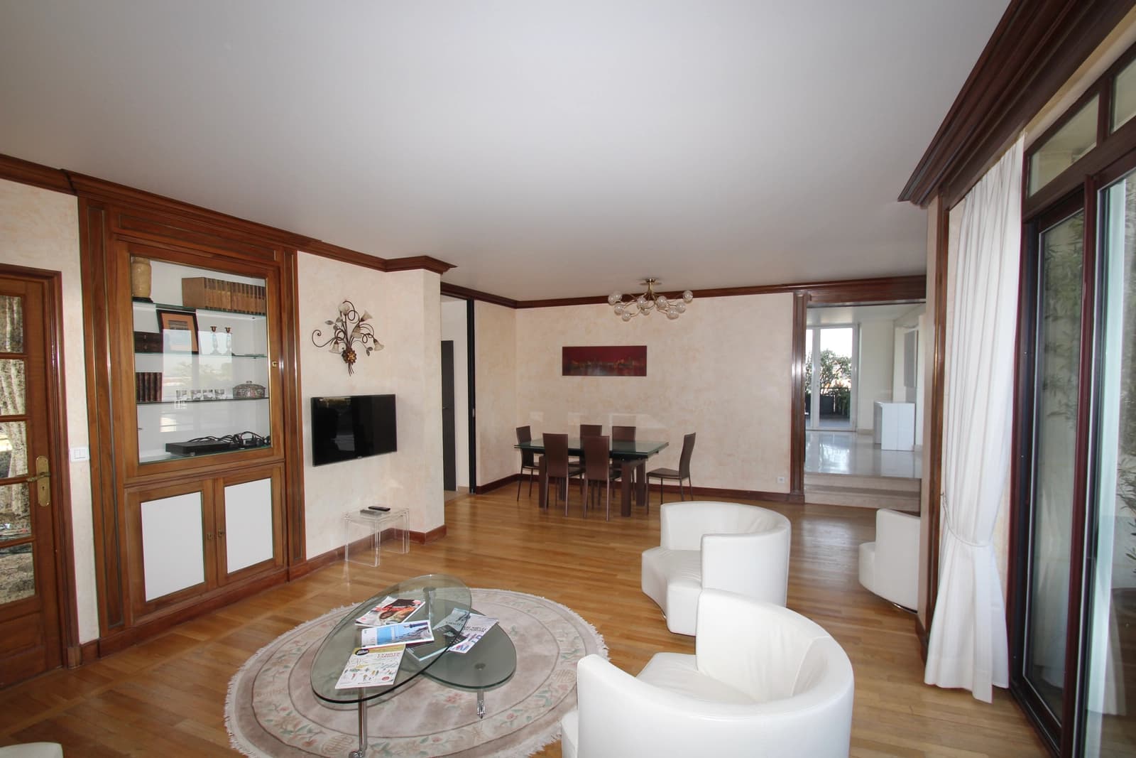 Living room in RoofTop Paris / 360° - 1