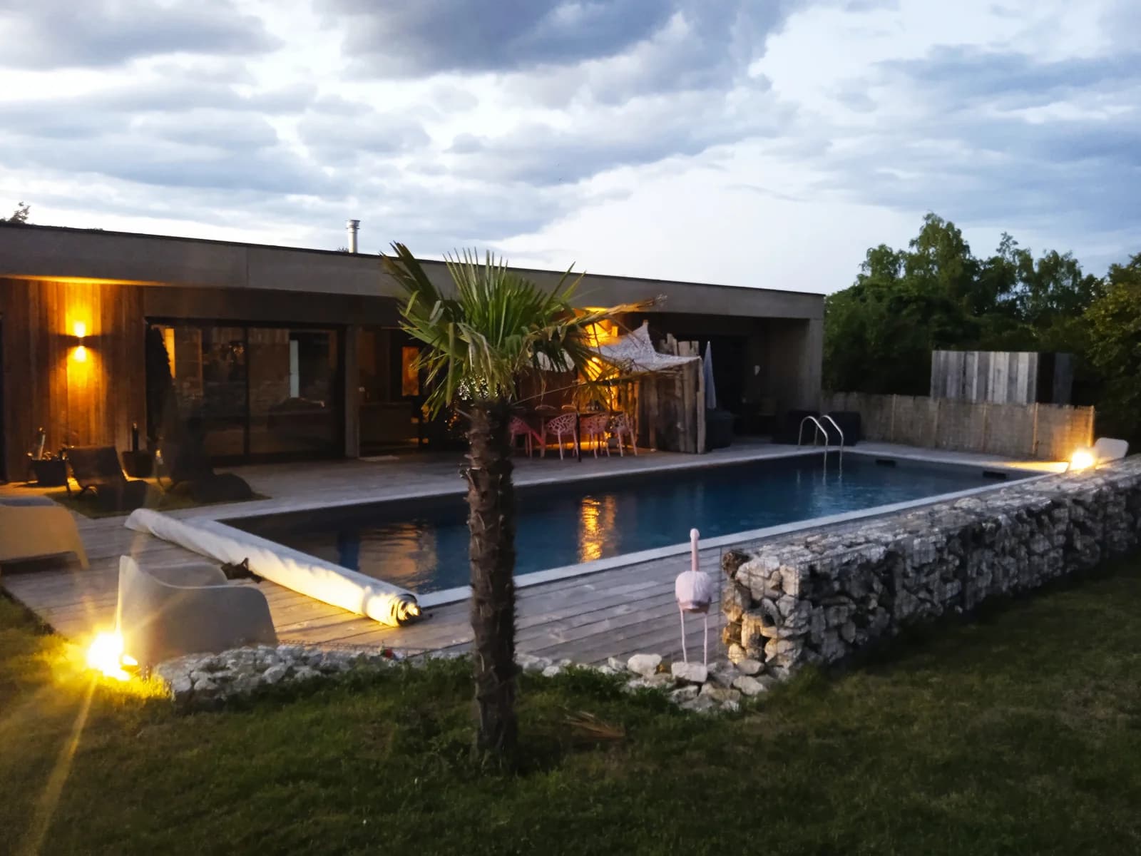 Espace Villa contemporaine avec piscine - 0