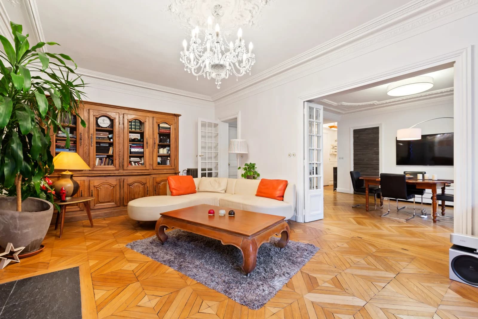 Salon dans Appartement dans un hôtel particulier du XIXe siècle - 1