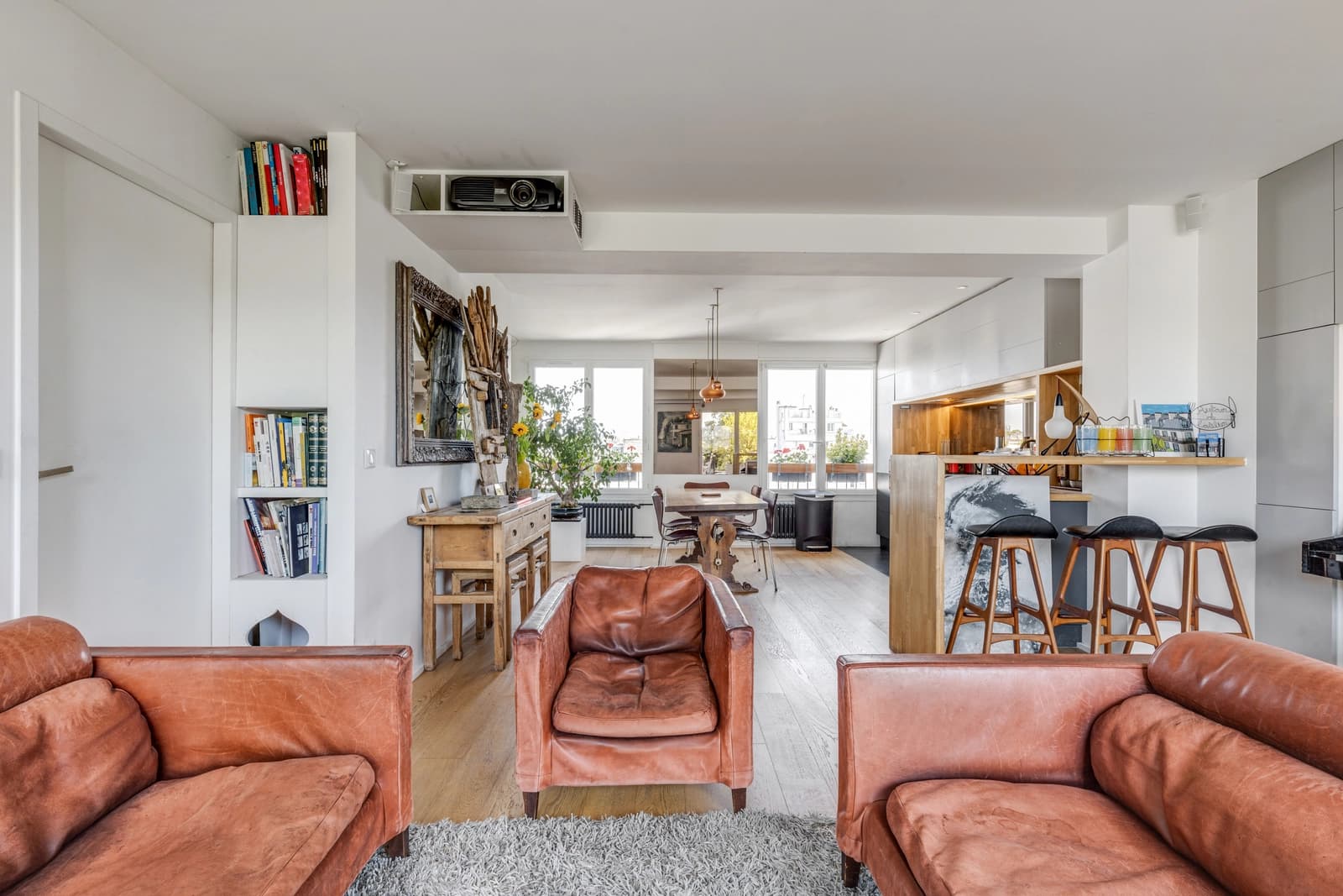 Salon dans Appartement avec jardin suspendu sur les toits de Paris - 1