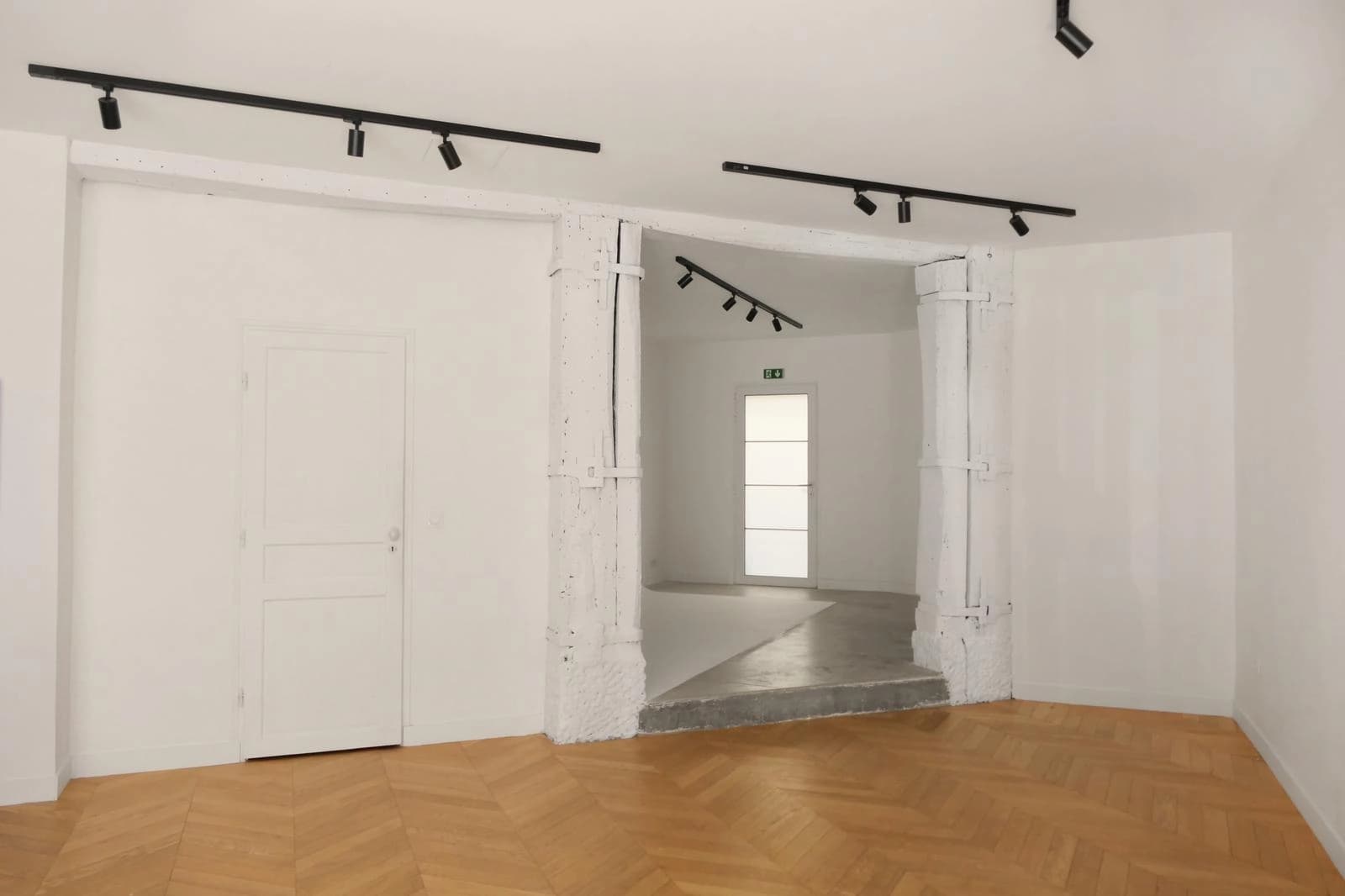 Living room in Photo studio and showroom in the heart of Paris - 1
