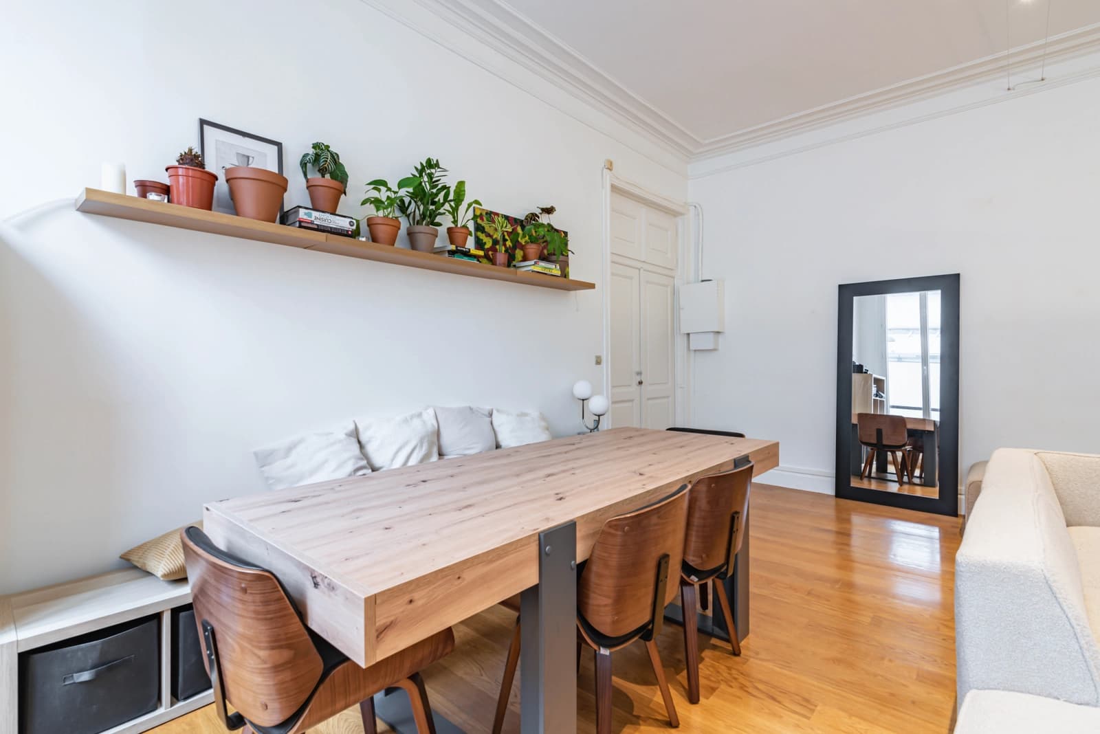 Salle de réunion dans Appartement au charme typiquement parisien - 1