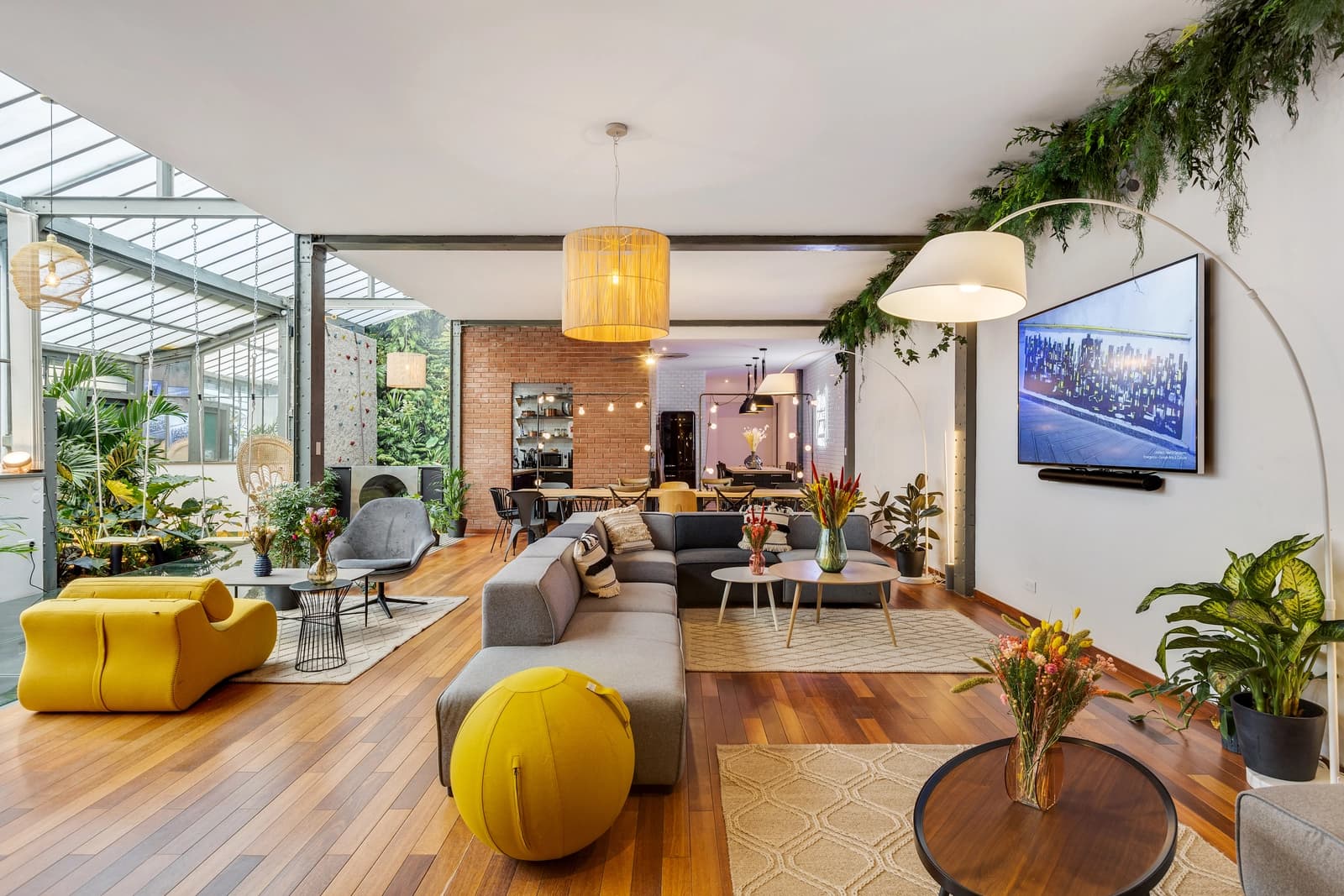 Splendide loft sous verrière avec vue sur la Tour Eiffel