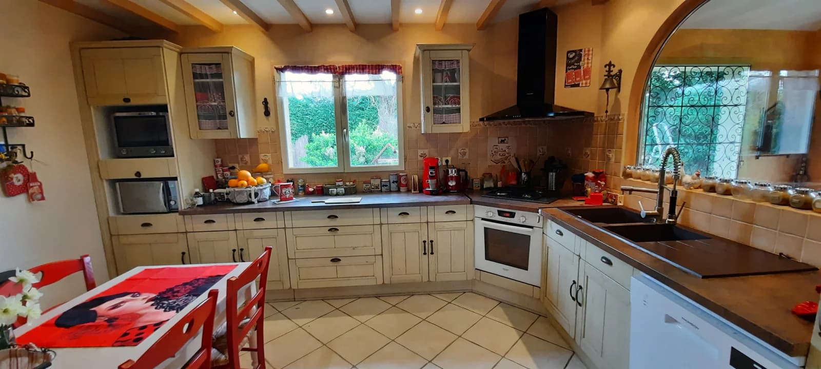 Kitchen in architect-designed house in magnificent grounds - 1