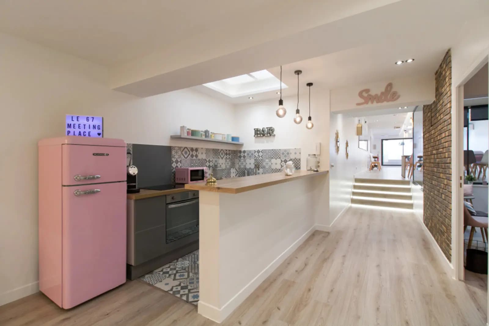 Kitchen in Bright, designer workspace - 1