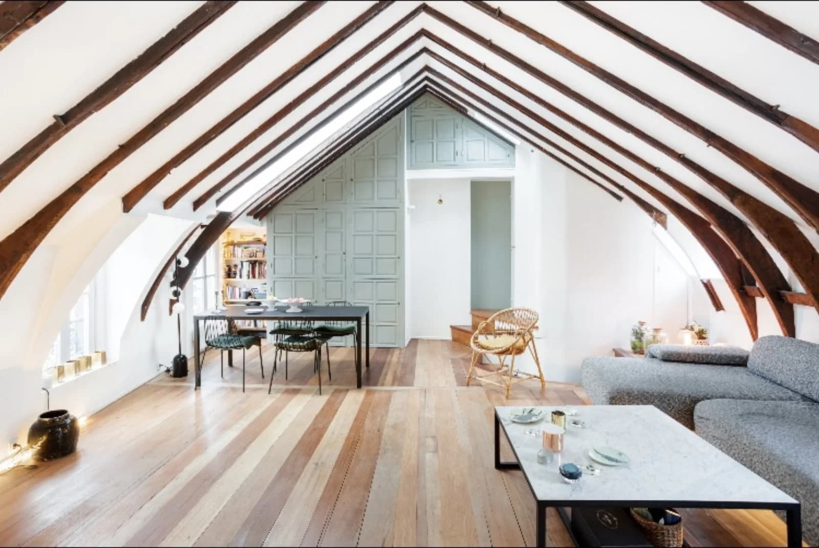 Space Bright loft in a historic building - 0