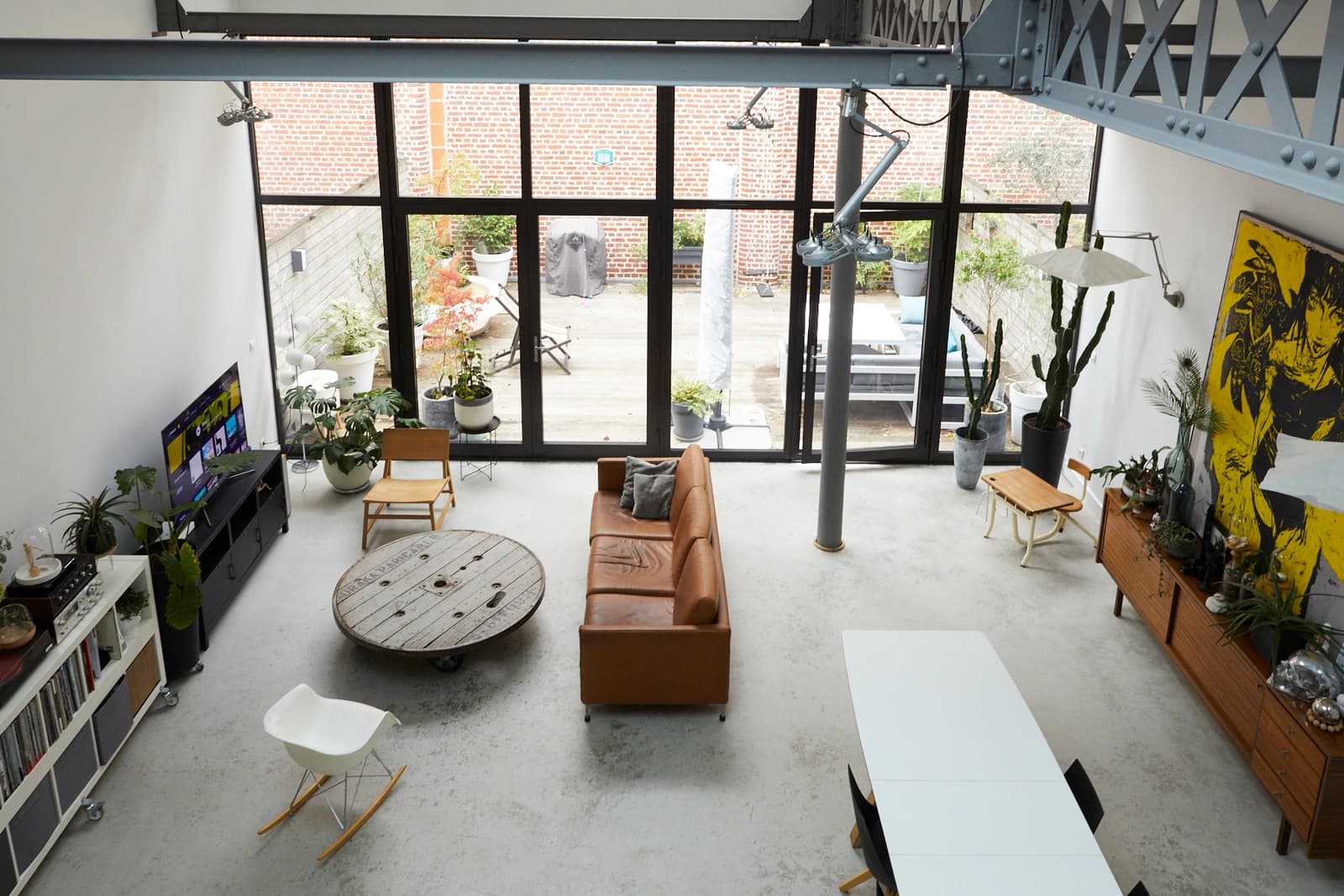 Salon dans Espace loft baigné d'une clarté exceptionnelle - 1
