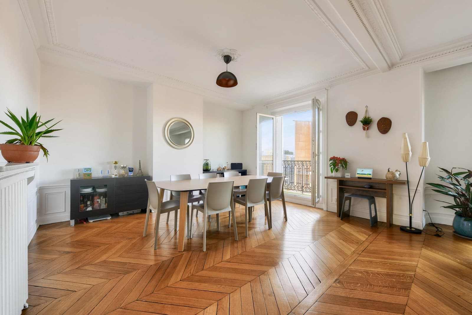 Space Superb bright apartment with view - 0