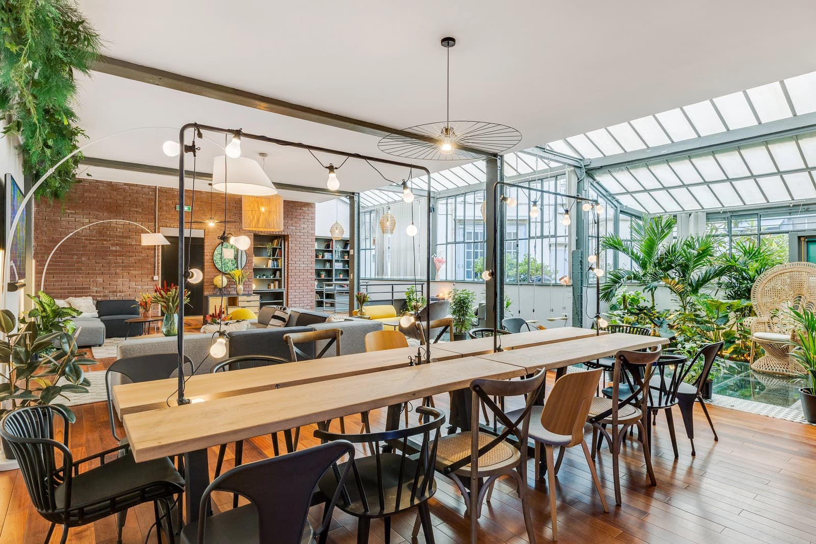 Salle de réunion dans Splendide loft sous verrière avec vue sur la Tour Eiffel - 1