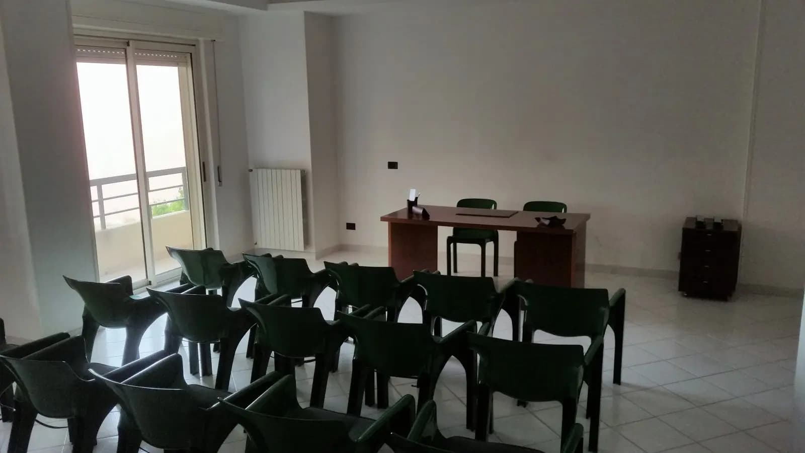 Salle de réunion dans Le Studio Medico: un espace moderne et soigné - 0