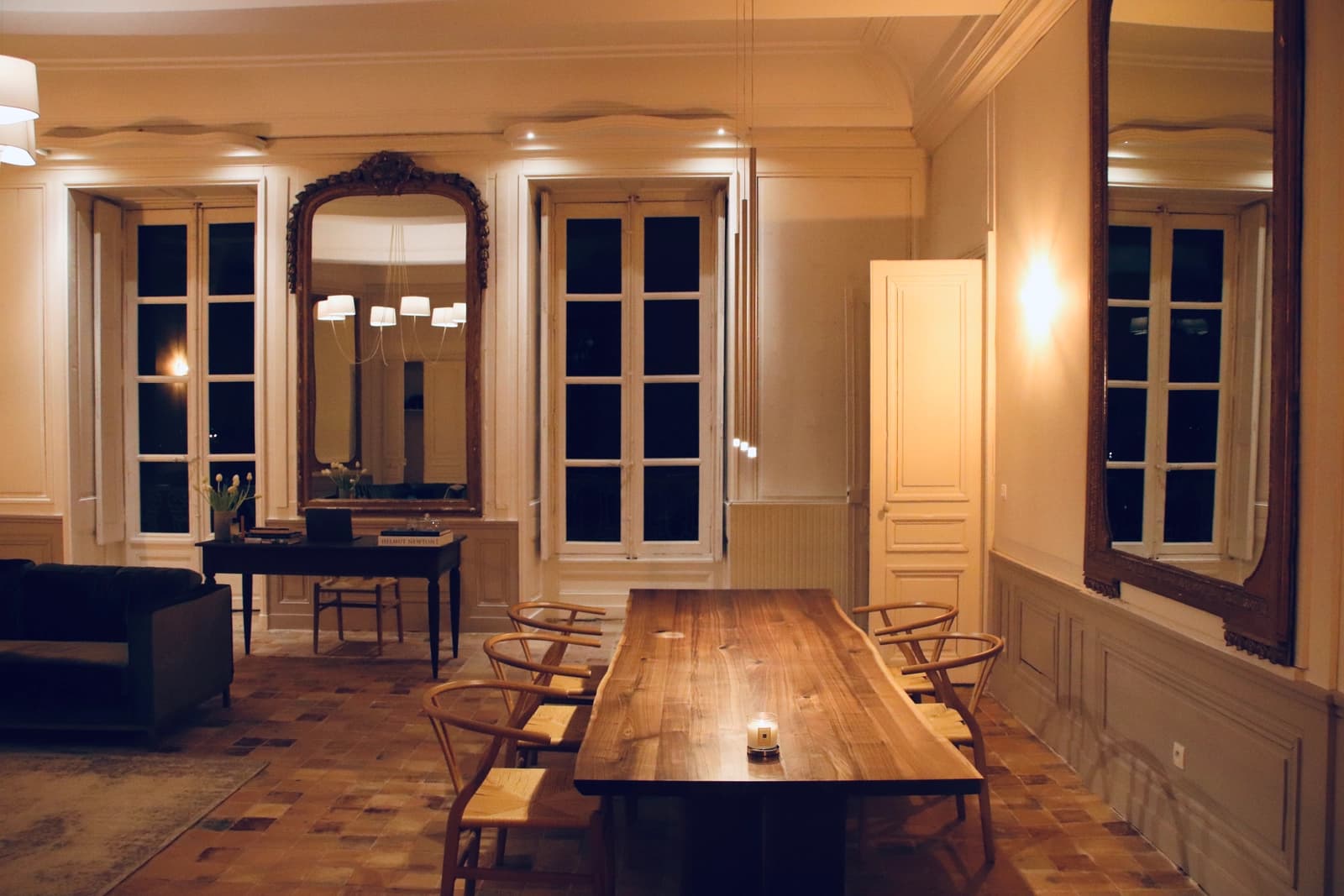 Salle de réunion dans Le Château: un domaine majestueux chargé d'histoire - 1