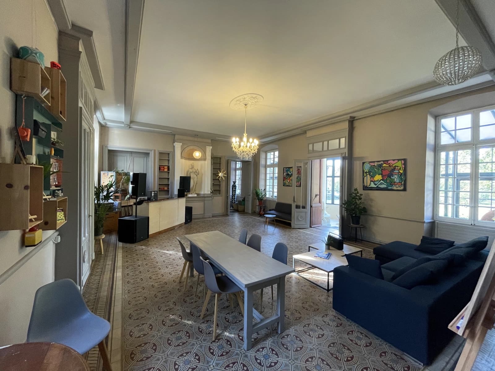 Salle de réunion dans Domaine historique du XVIIe siècle avec son vaste parc - 1
