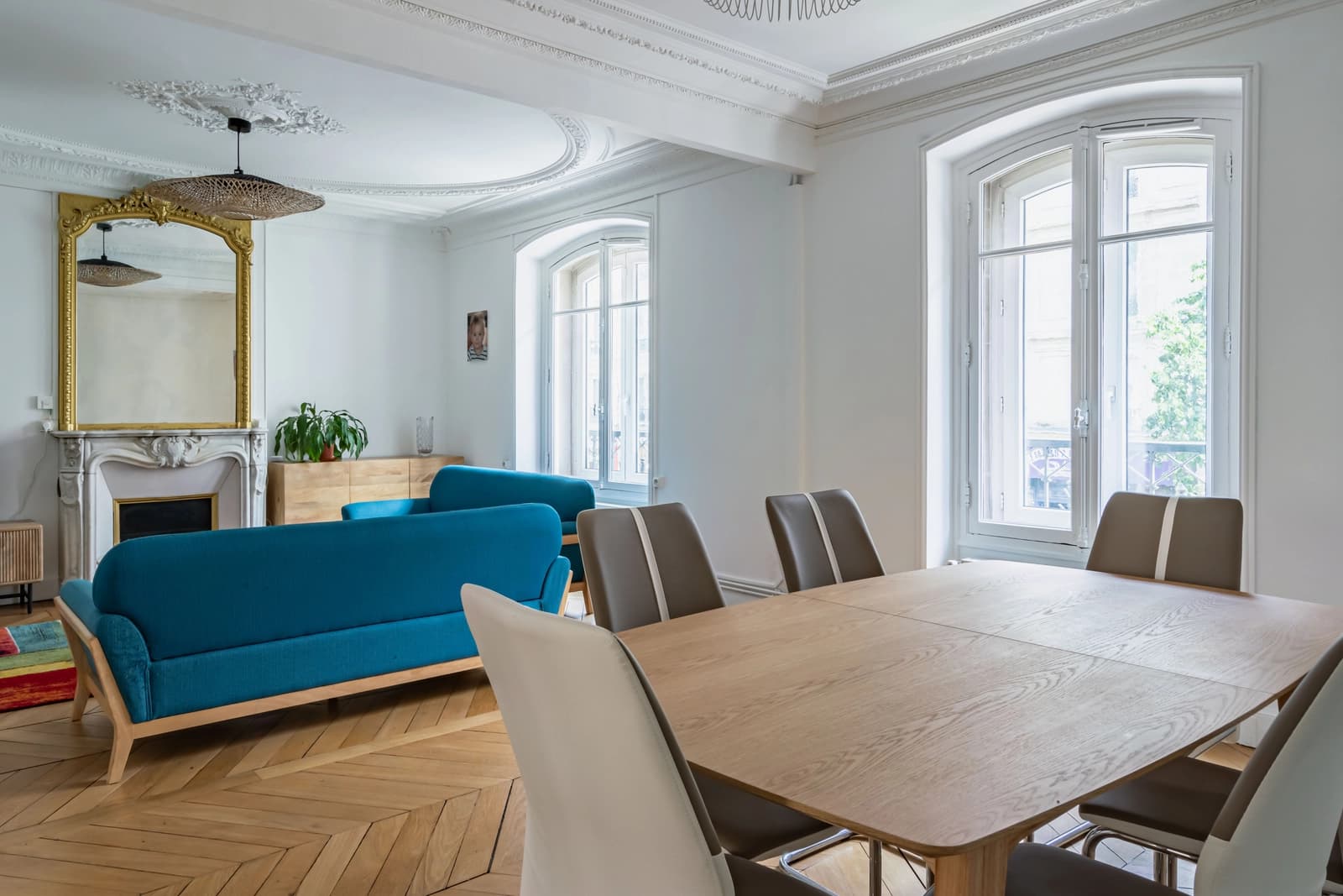 Meeting room in Beautiful Haussmannian apartment (3D visit) - 1