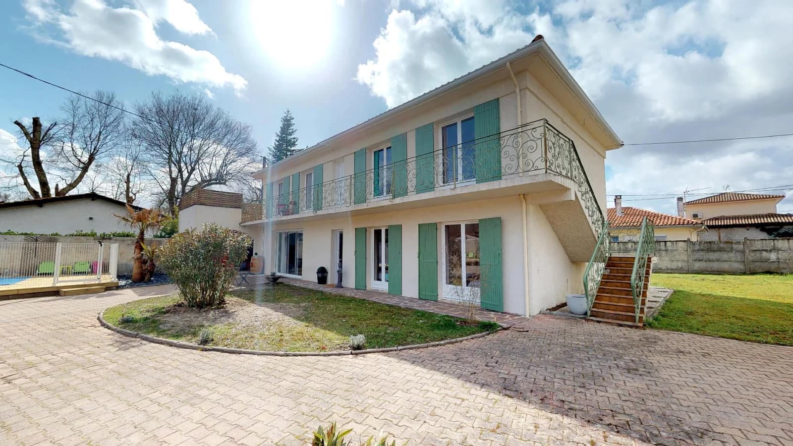 Salle de réunion dans Maison de charme authentique avec sa piscine privée - 1