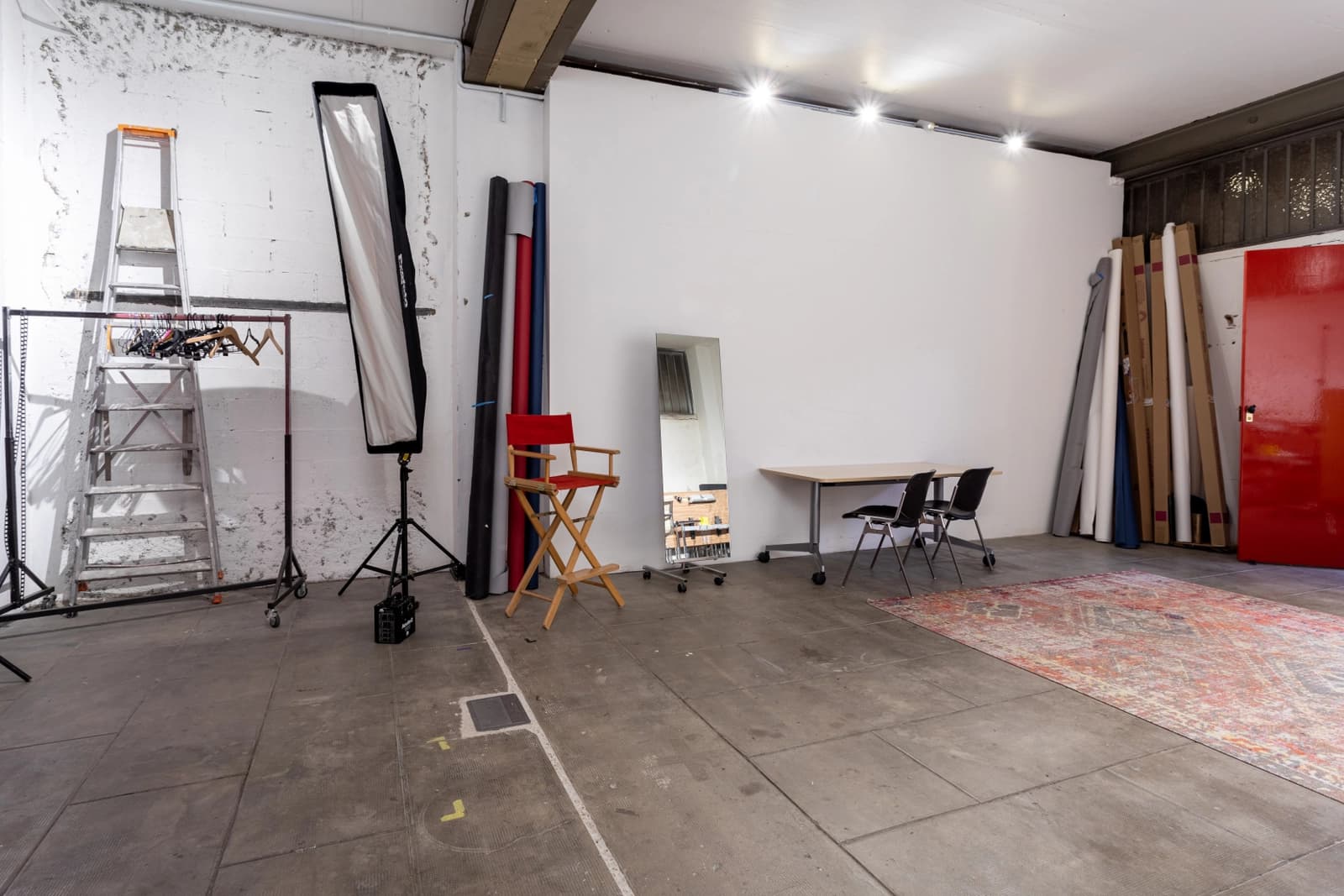 Salon dans Studio photo et vidéo professionnel au coeur de Paris - 1