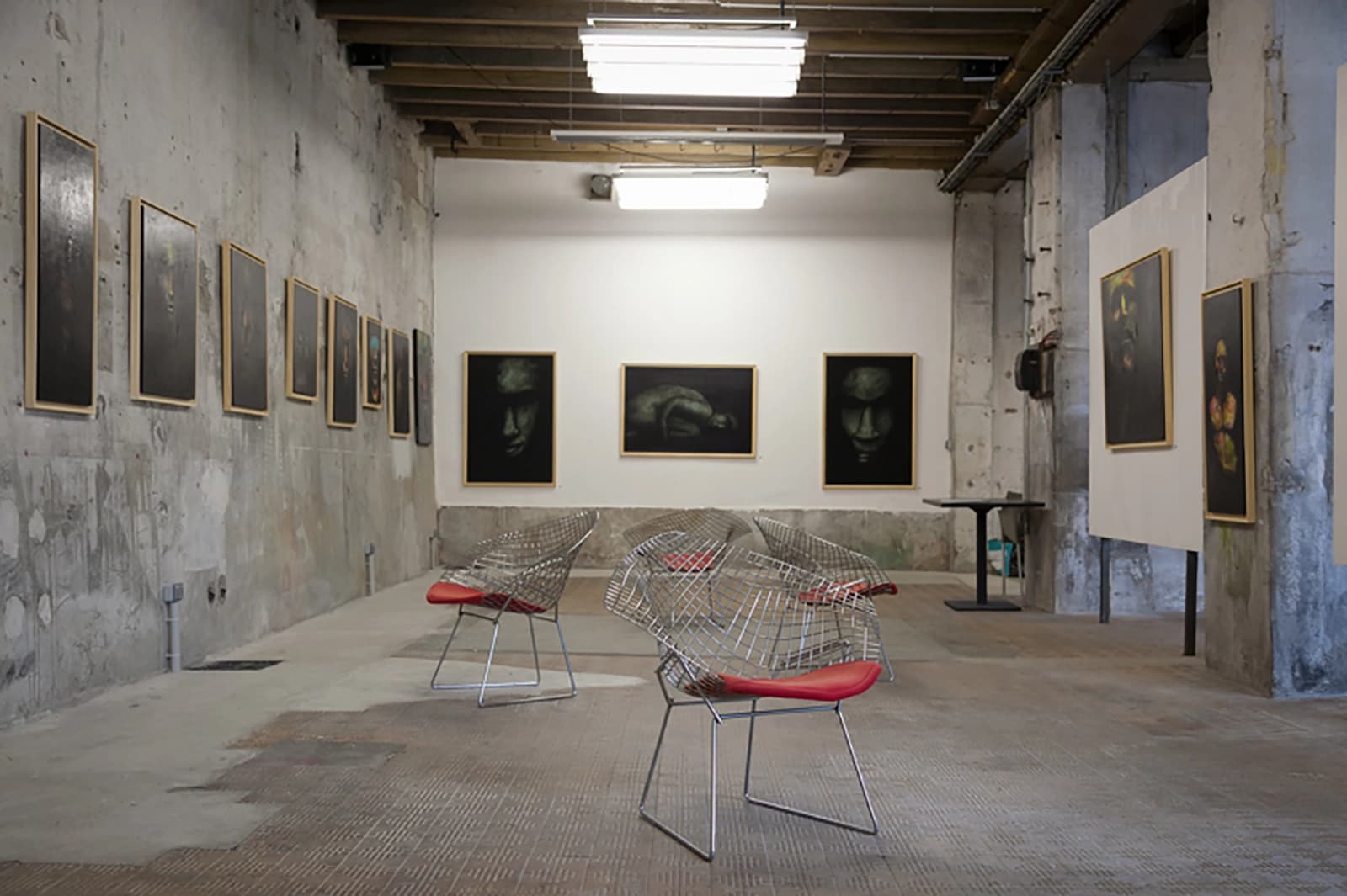 250 m² Loft space in Tours