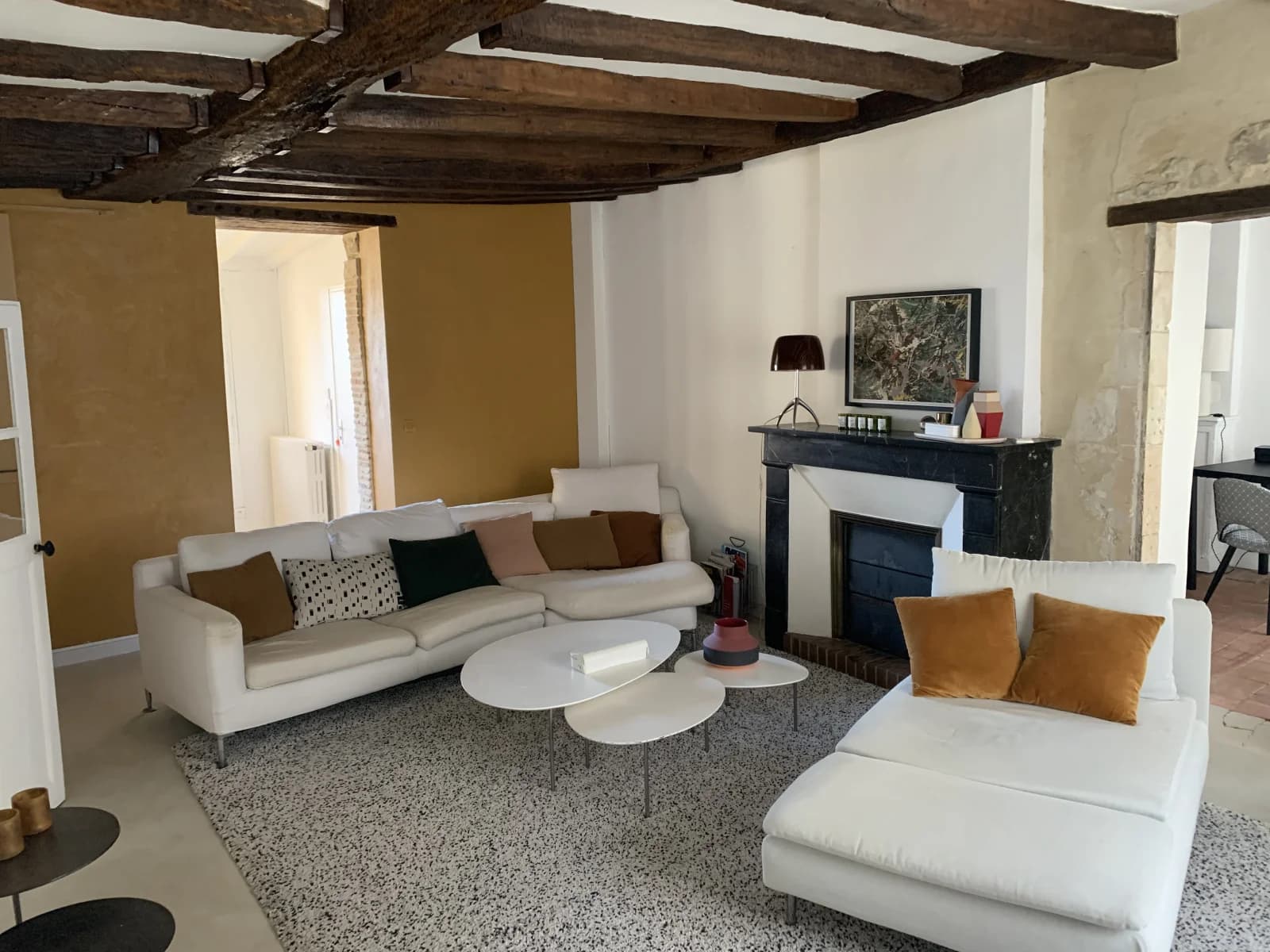 Salon dans Perche Sarthois: maison de charme atypique et rénovée - 0