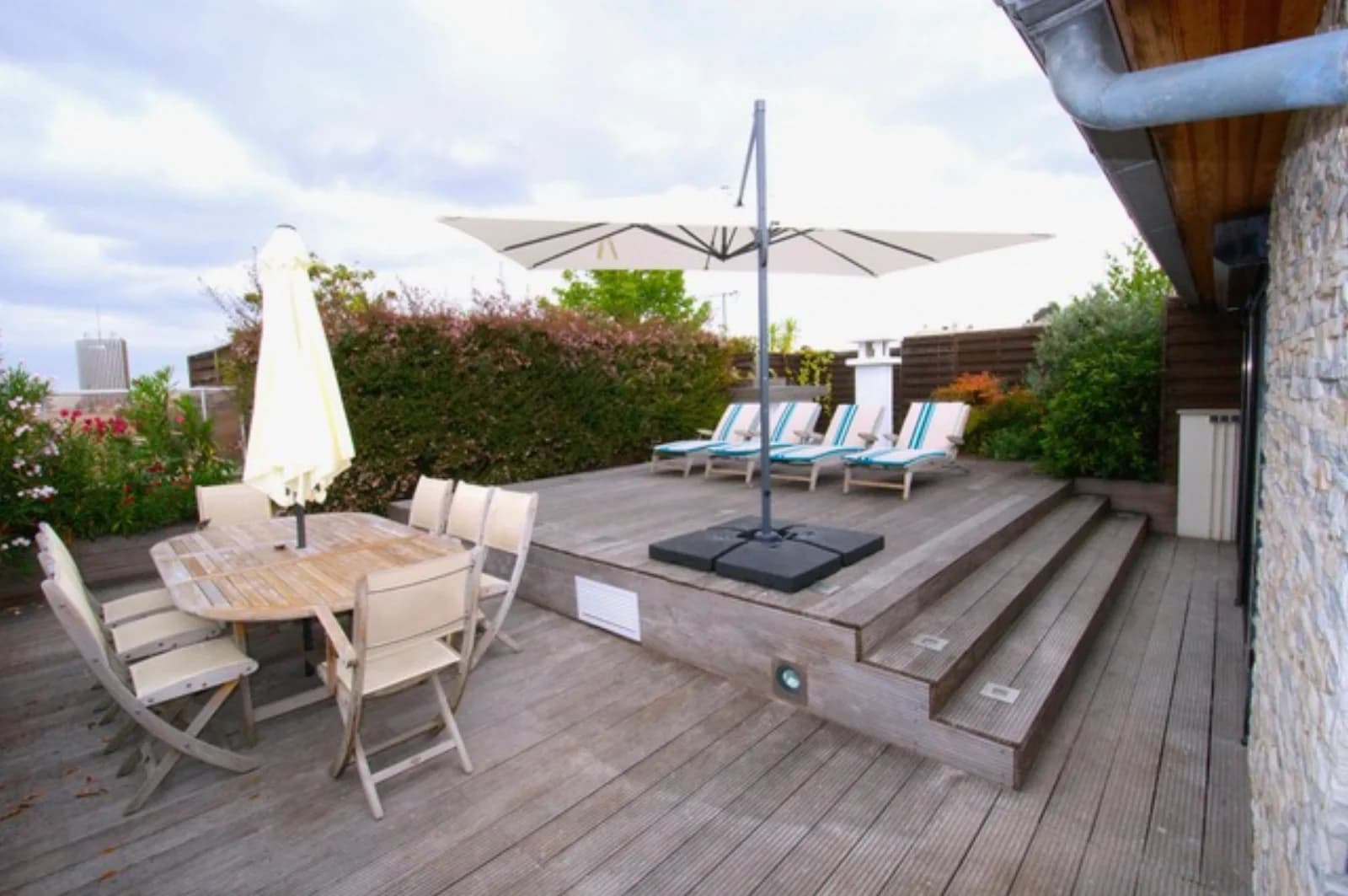 Salle de réunion dans Le Penthouse Poincaré: luxe et vue d'exception à Paris - 1