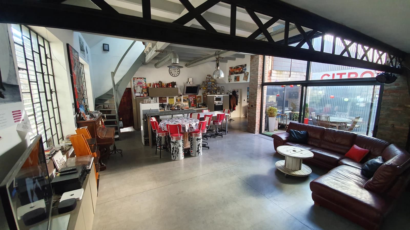 Salle de réunion dans Ancien garage transformé en un loft au style unique - 0