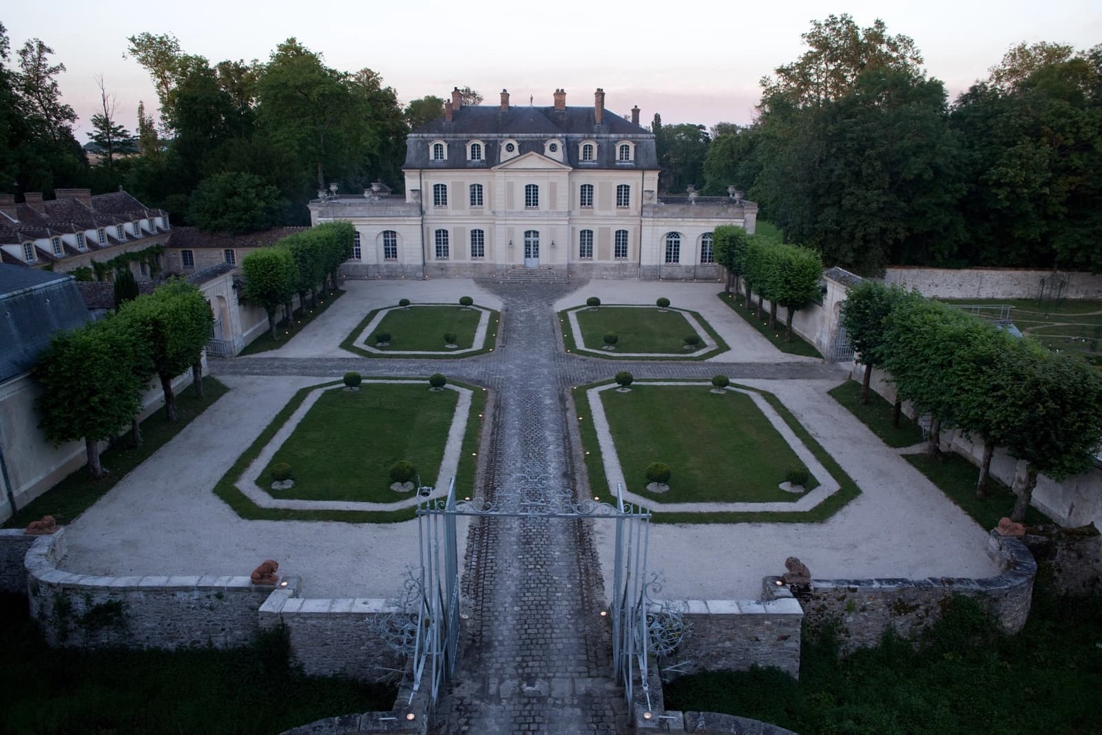 Espace Château Louis XV avec parc à l’anglaise - 2