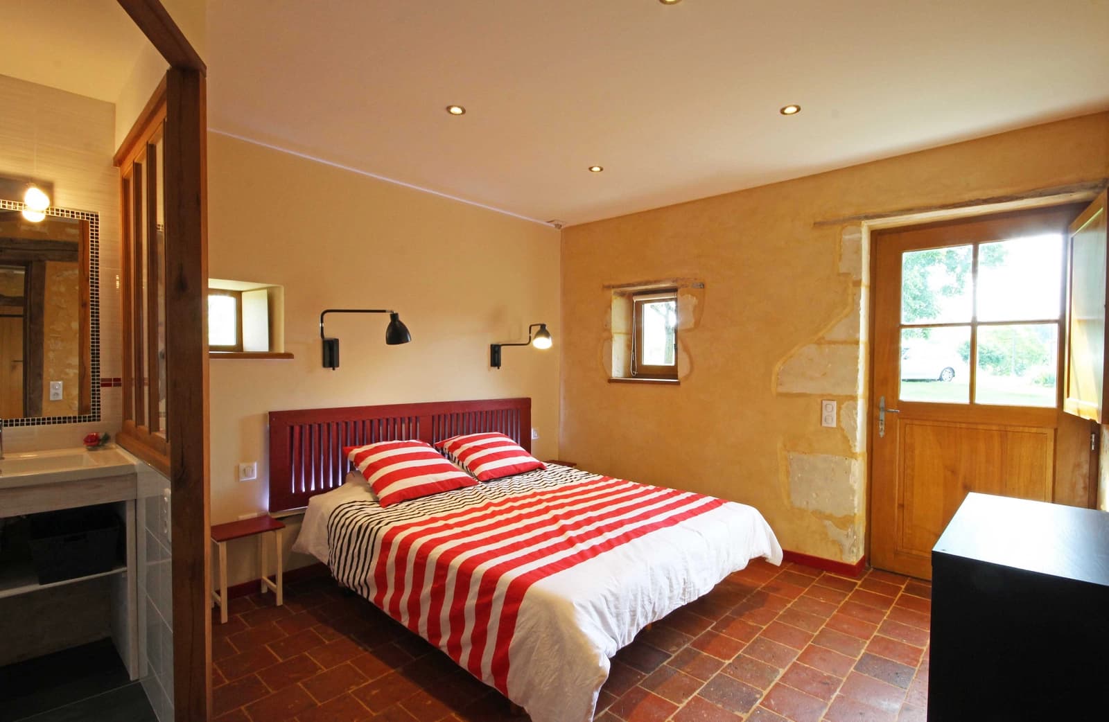 Bedroom in Country house for seminar ... - 1