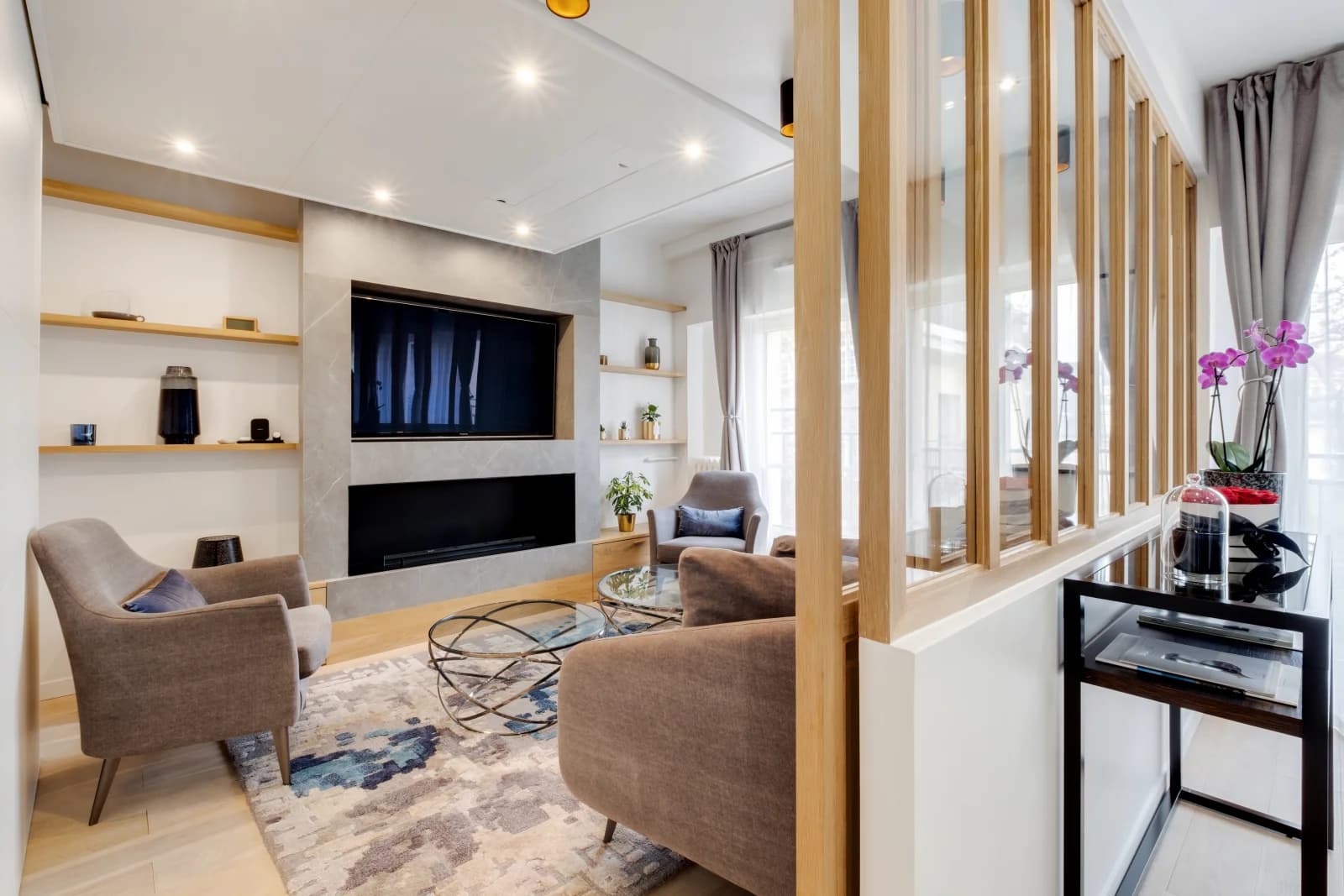 Living room in Beautiful contemporary apartment just a stone's throw from the Marais - 1