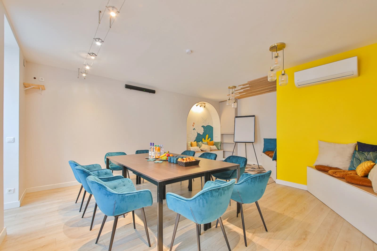 Space Modern training and meeting room - 0