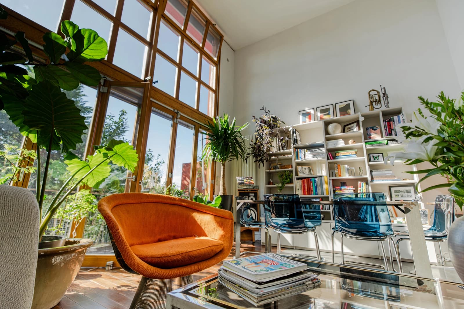 Espace Loft lumineux, artistique et à l'ambiance chaleureuse - 2