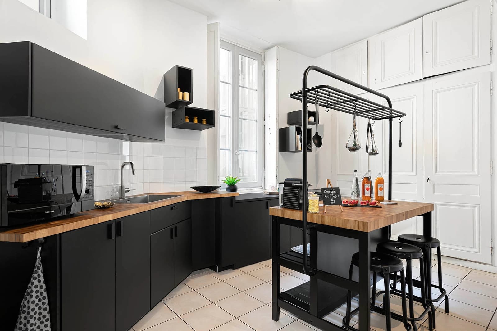 Kitchen in Spacious, connected apartment - 1