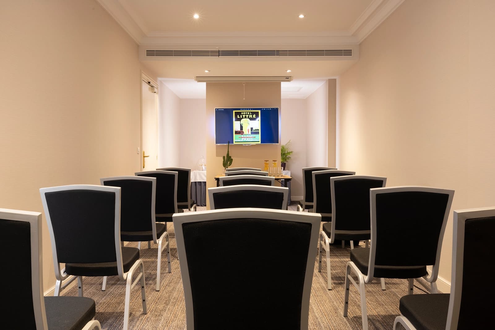 Meeting room in Le Salon Blaise - 1