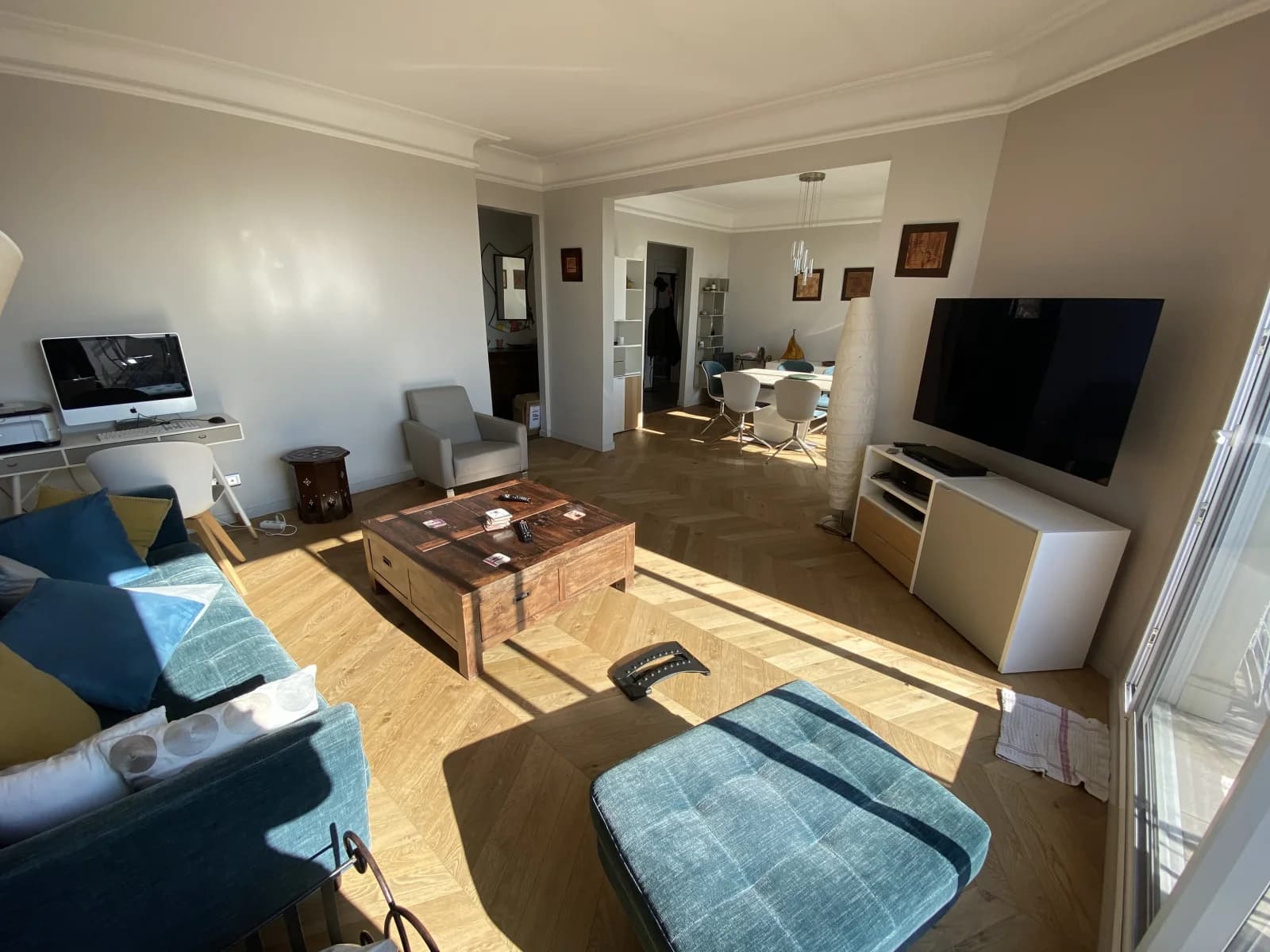 Bedroom in Living room and terrace - 1