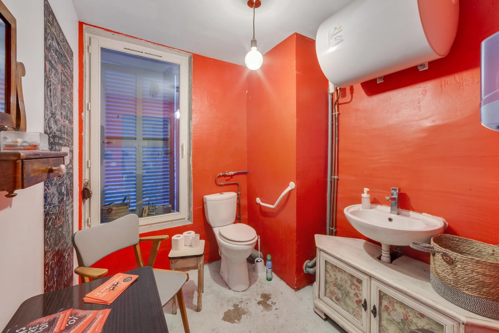 Bathroom in Restaurant with vintage decor - 1