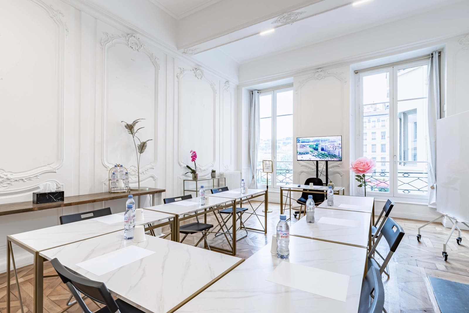 Salle de réunion dans Lyon Bellecour: espace haussmannien de caractère - 0