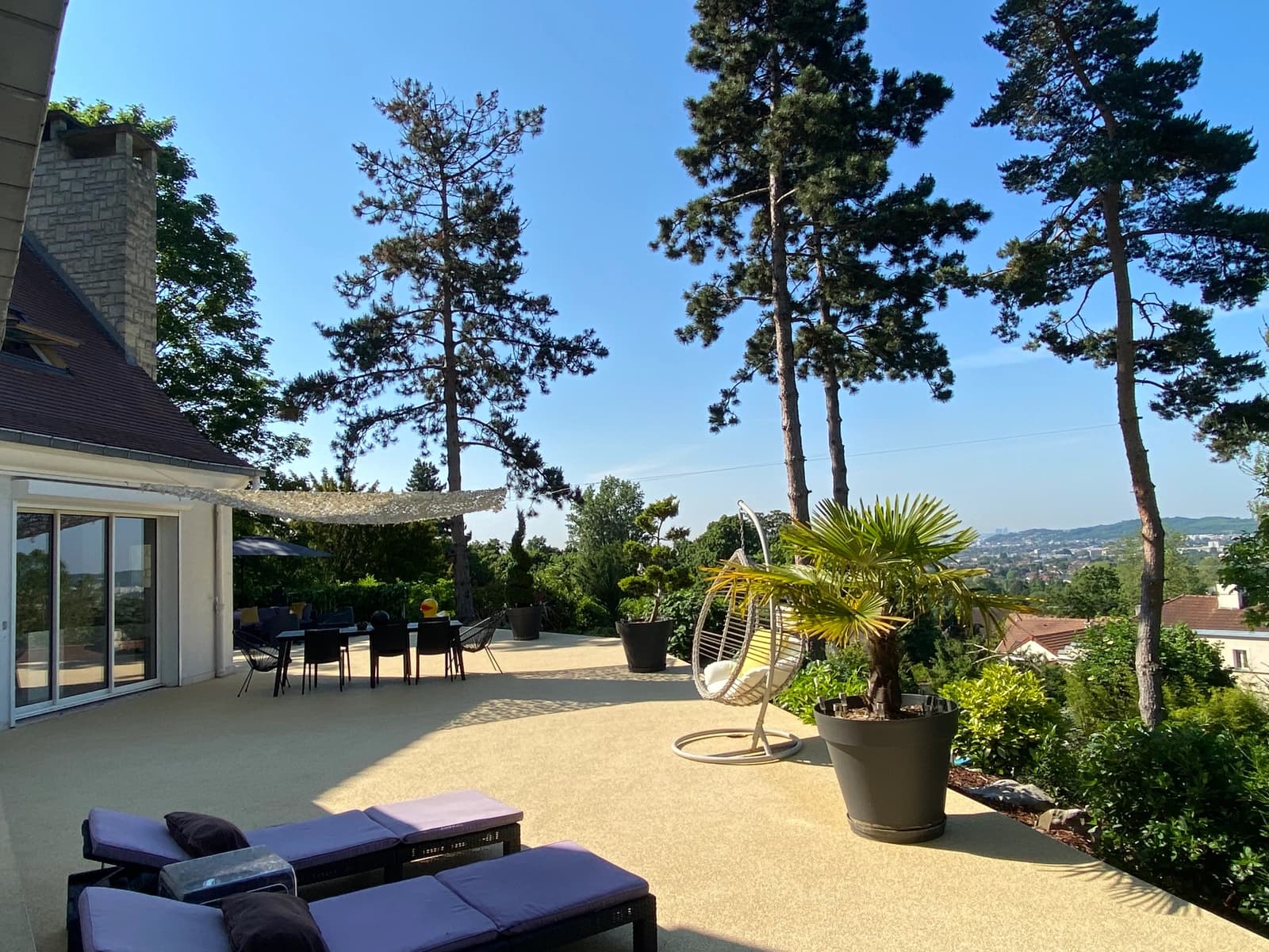Salle de réunion dans Vaste demeure, panorama unique depuis la terrasse, piscine - 0