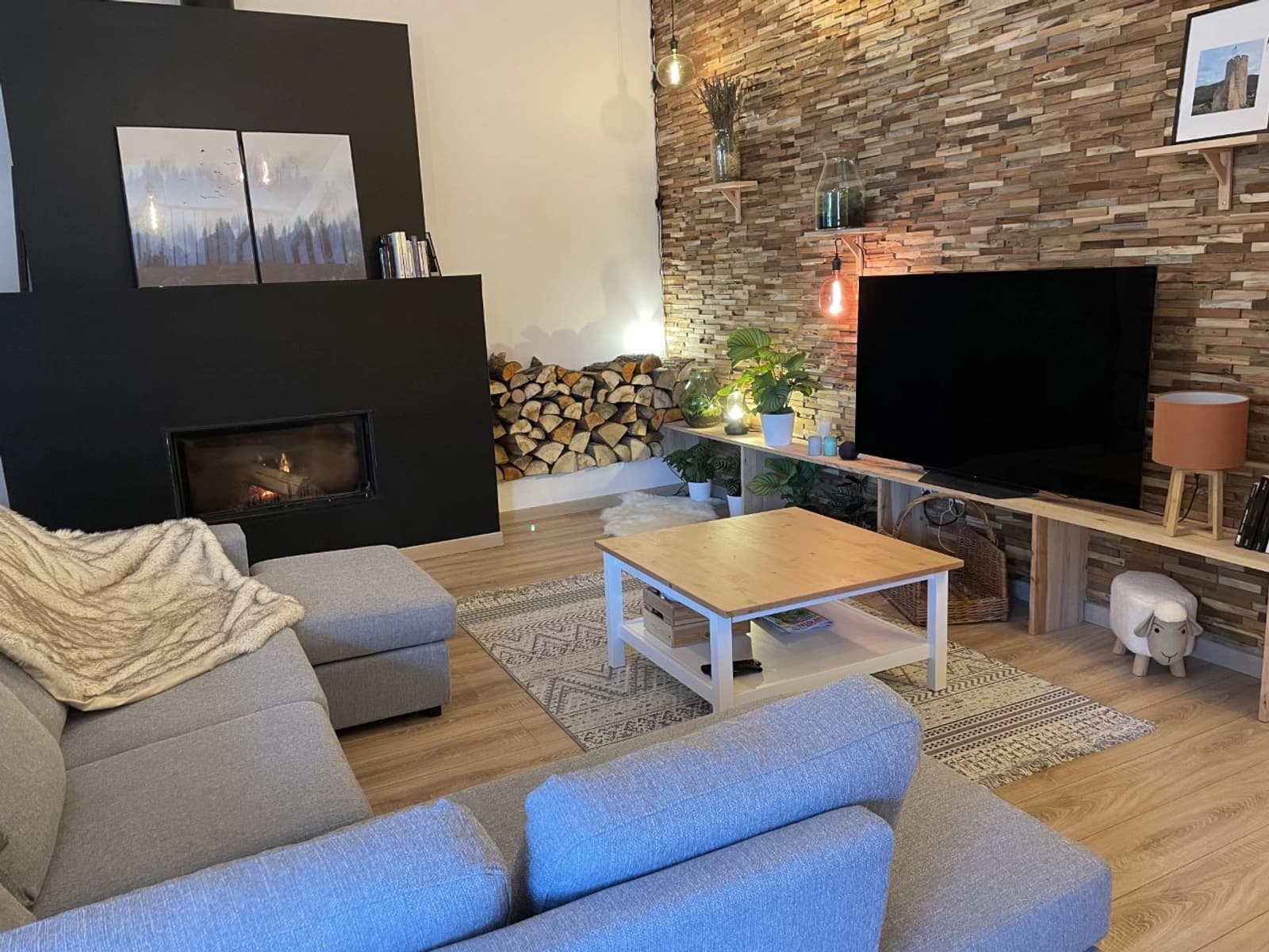Living room in Renovated farmhouse - 1