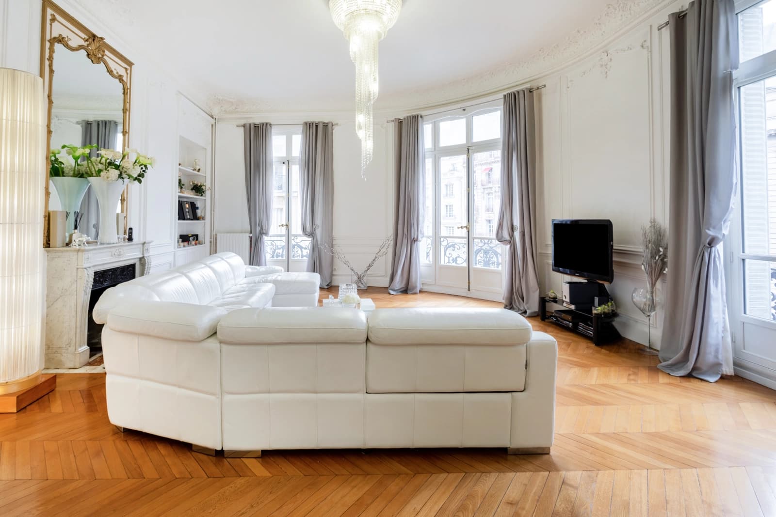 Chambre dans Élégance Haussmannienne au centre vibrant de Paris - 1