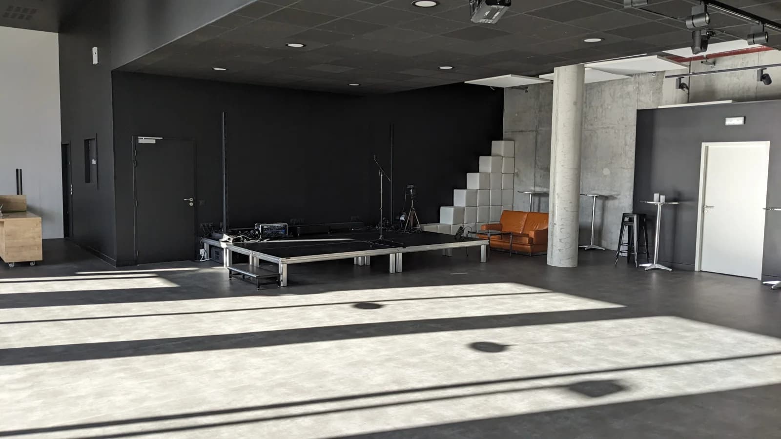 Space Hybrid arts and events venue in Bordeaux - 3