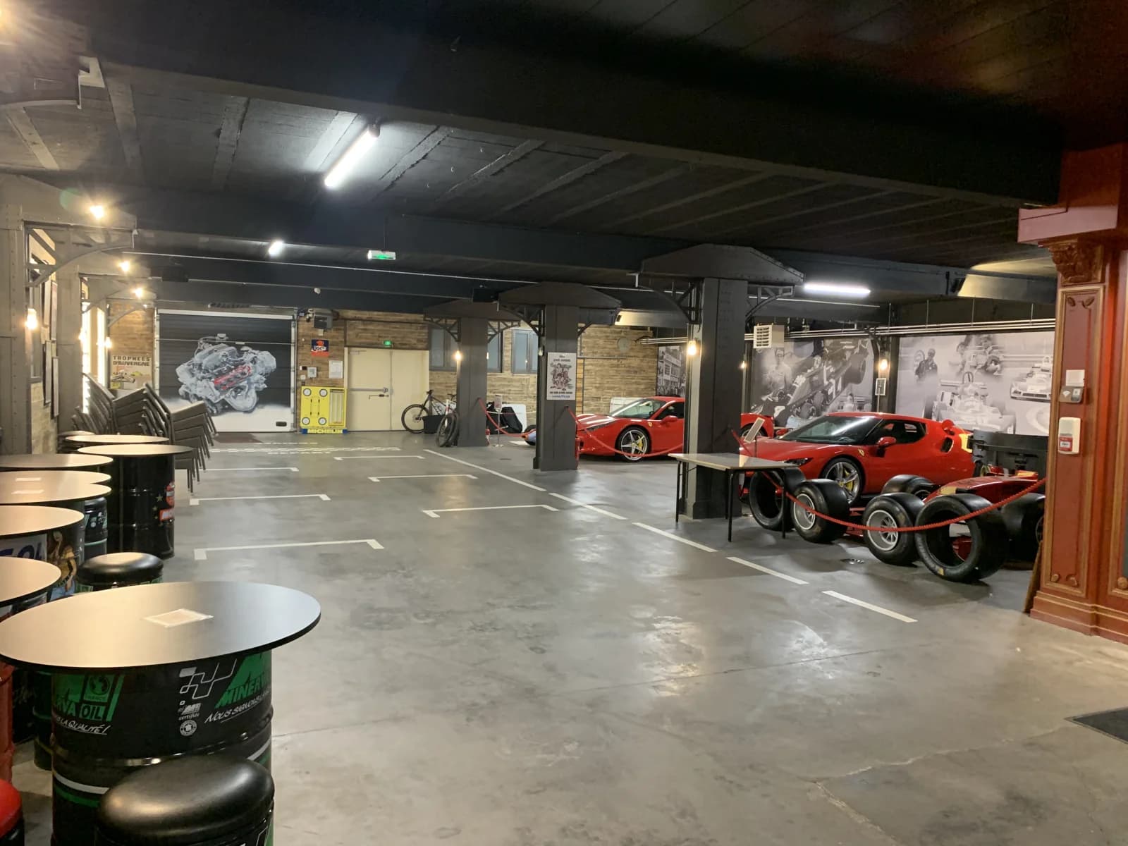 Espace Garage privé vintage unique en son genre pour tout types d'évènements - 2