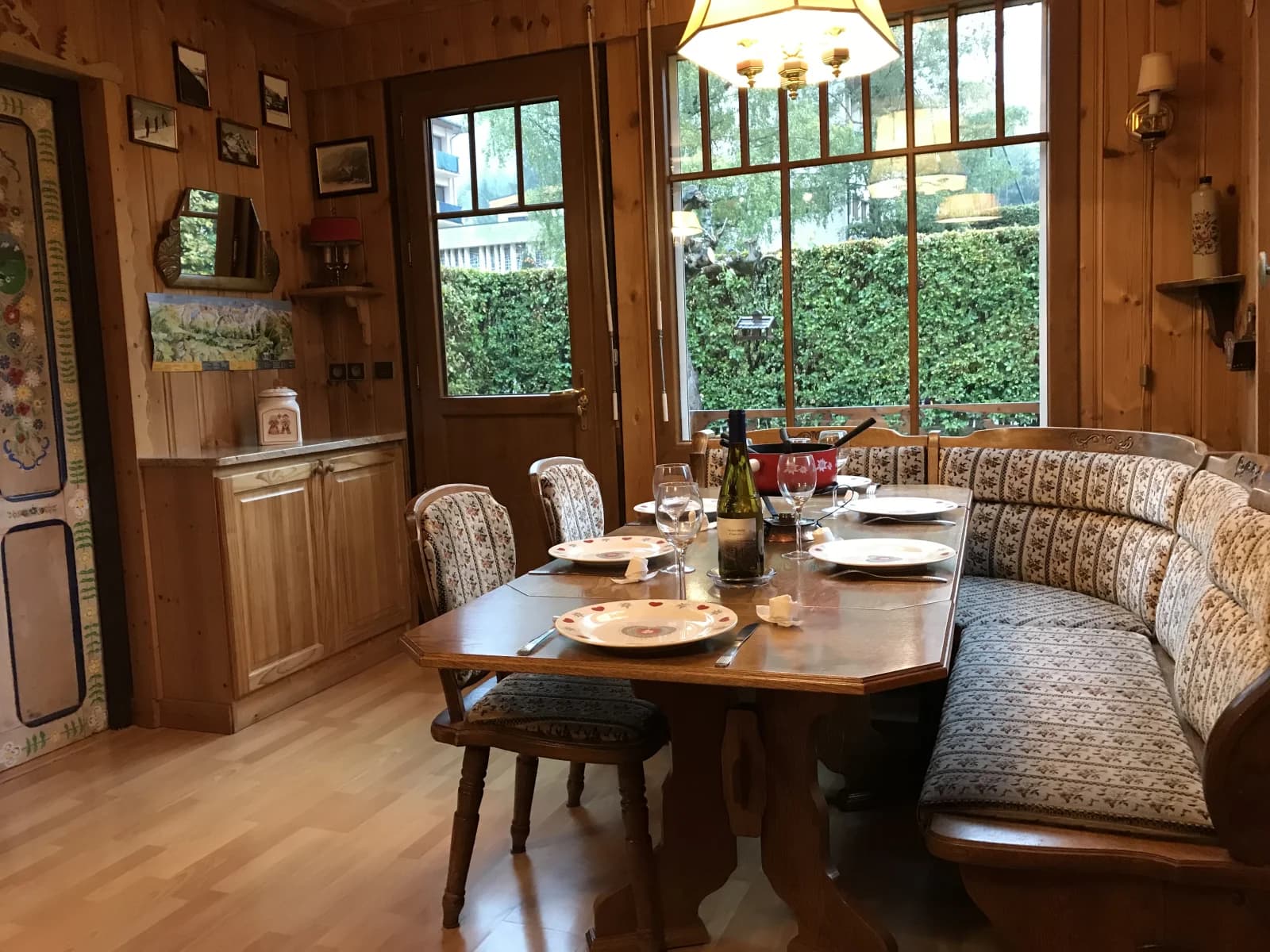 Meeting room in Typical Chamonix chalet facing Mont Blanc - 1
