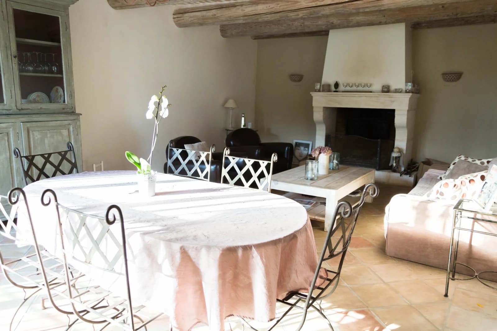 Meeting room in Mas with pool house 80m², zen - 1